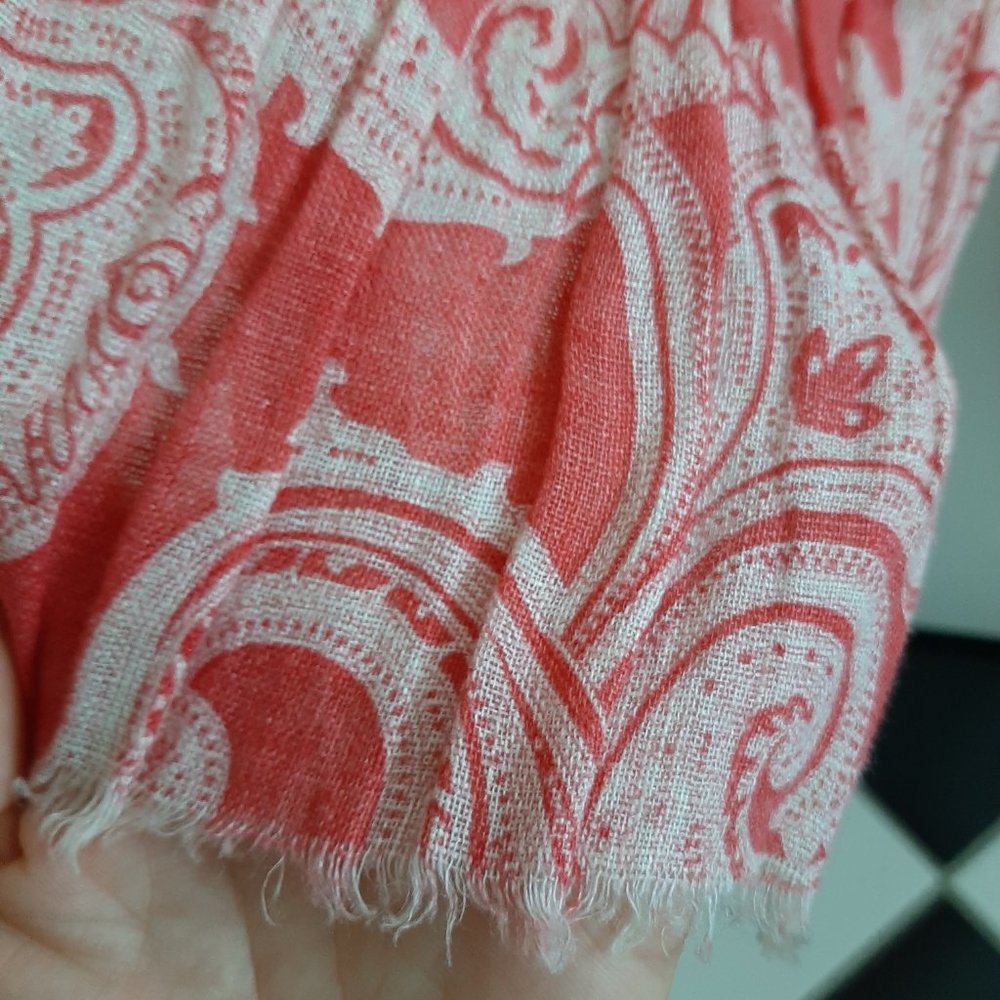 Scarf - Picture 2 of 5